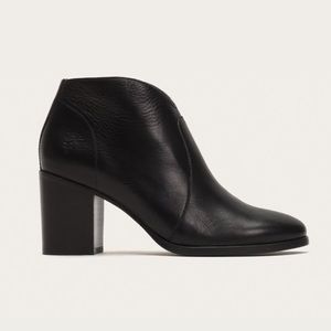 Frye Nora Zip Short Booties Black